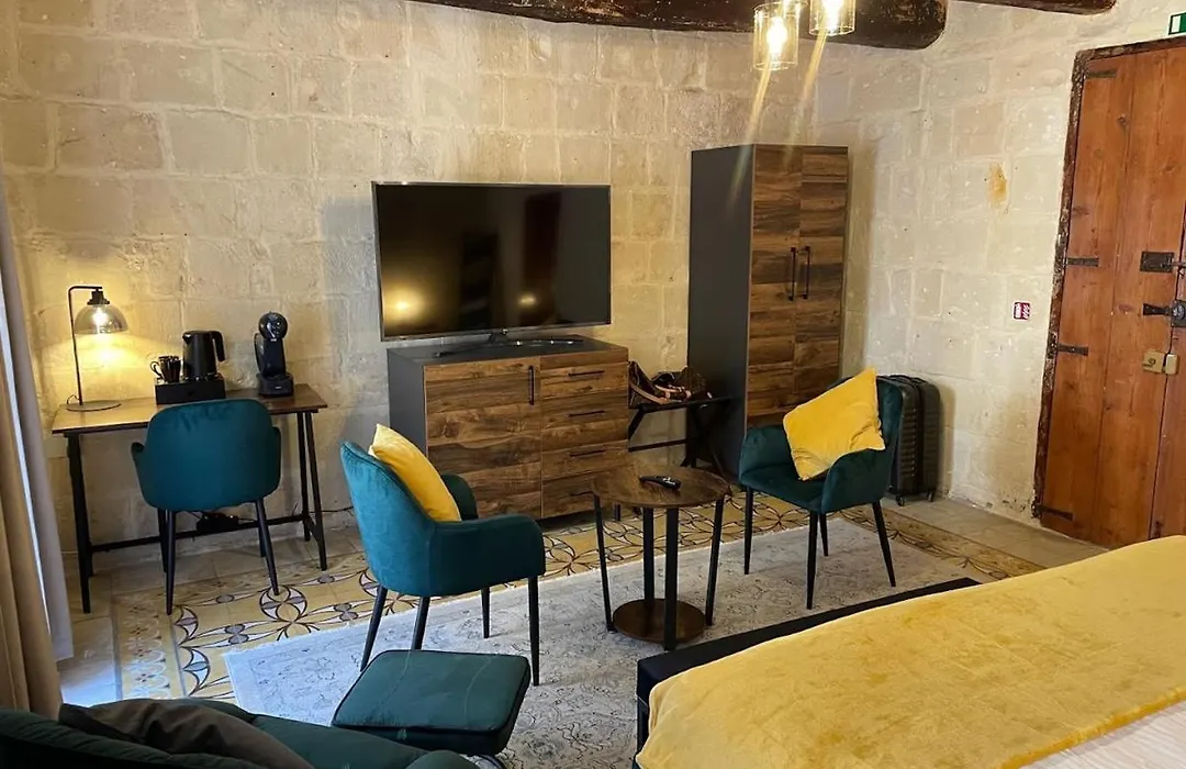 Babel Suites-1